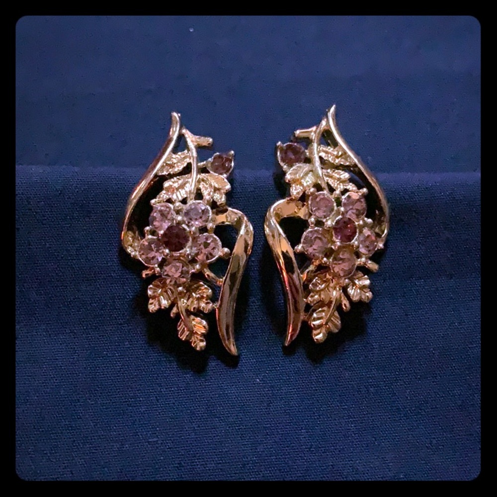 Vintage Gold Purple Costume Earrings 💛💜
